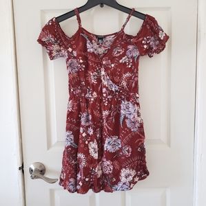 3/$30 Burgundy floral print tunic/dress
